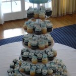 00a - Daisy cupcake tower